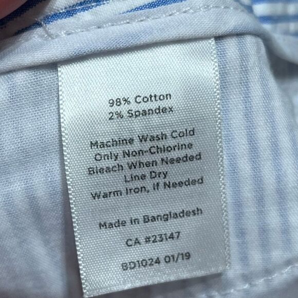 Talbots Women’s Blue And White Pinstripe Petal Pusher Cropped Pant, Size 6 - Picture 7 of 7